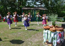 Гостинна полтавська земля